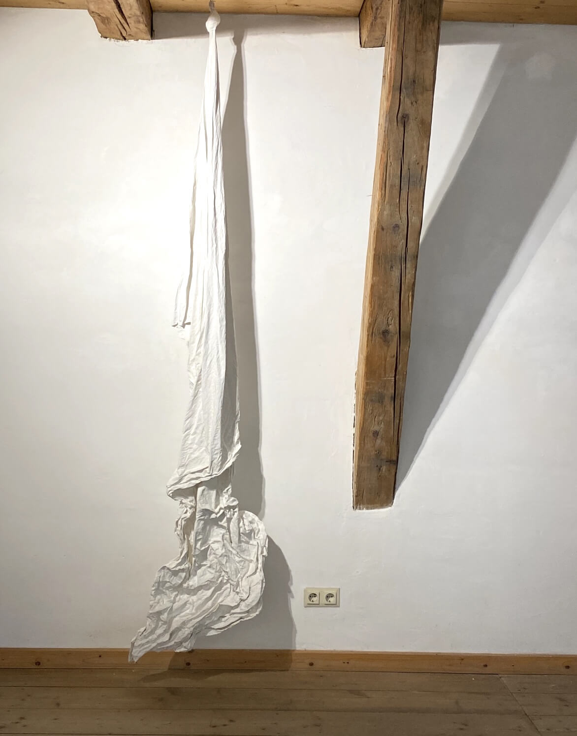 Curtain, 2022, installation, plaster, fabric, 260 x 55 x 20 cm